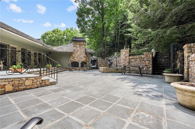202 Sanderlin Mountain Drive N, Big Canoe, GA 30143