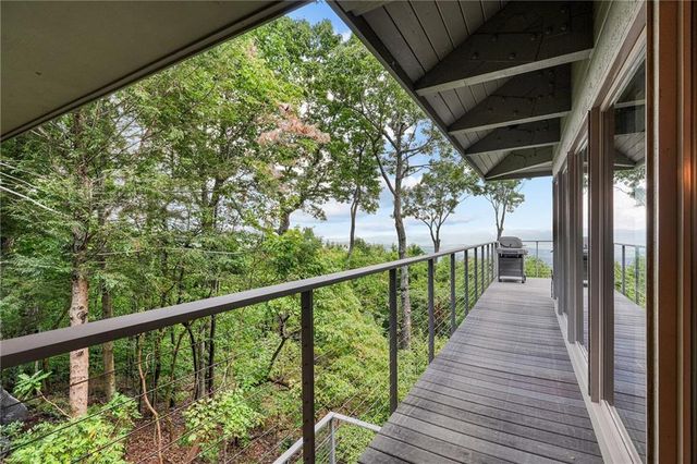 202 Sanderlin Mountain Drive N, Big Canoe, GA 30143