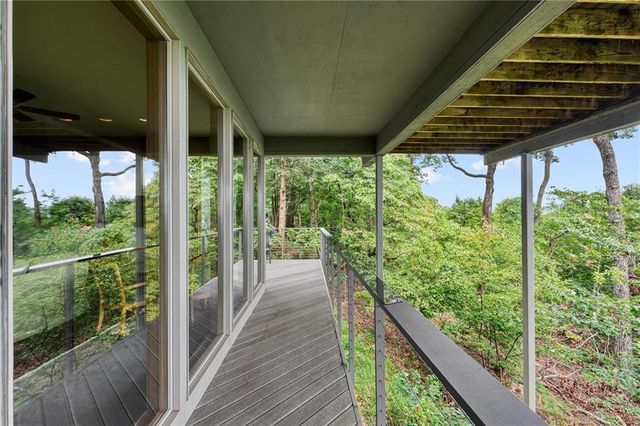 202 Sanderlin Mountain Drive N, Big Canoe, GA 30143