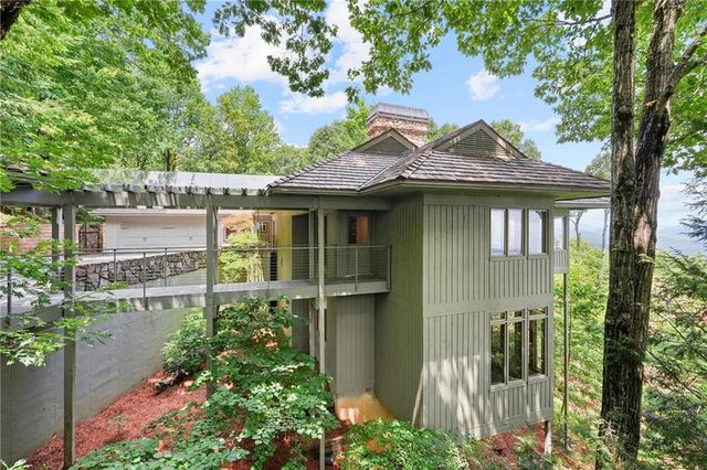 202 Sanderlin Mountain Drive N, Big Canoe, GA 30143