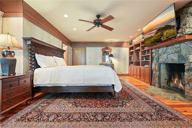 202 Sanderlin Mountain Drive N, Big Canoe, GA 30143