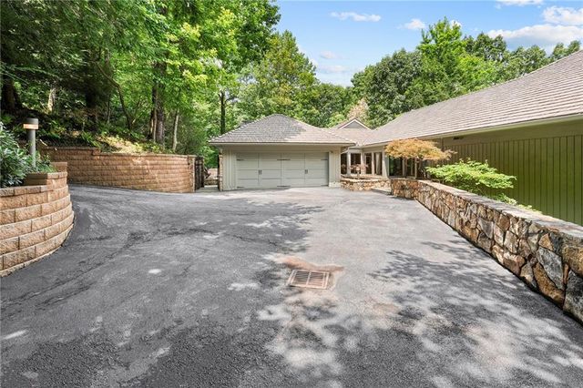 202 Sanderlin Mountain Drive N, Big Canoe, GA 30143