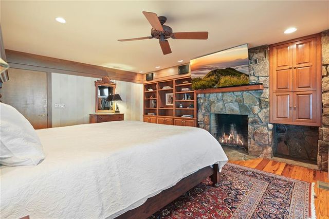 202 Sanderlin Mountain Drive N, Big Canoe, GA 30143