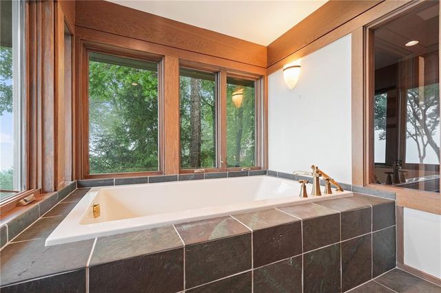 202 Sanderlin Mountain Drive N, Big Canoe, GA 30143