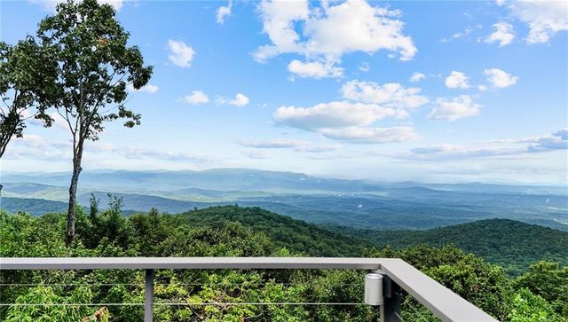 202 Sanderlin Mountain Drive N, Big Canoe, GA 30143