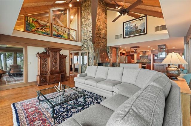 202 Sanderlin Mountain Drive N, Big Canoe, GA 30143