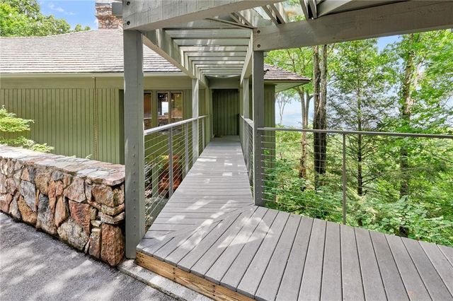 202 Sanderlin Mountain Drive N, Big Canoe, GA 30143