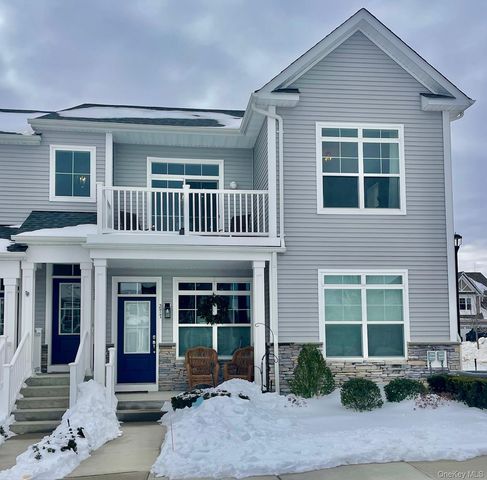 278 Silver Timber Drive, Yaphank, NY 11980