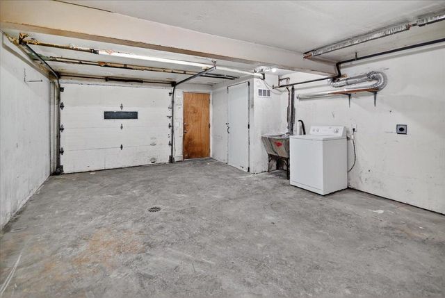 4712 Jenewein Road, Madison, WI 53711