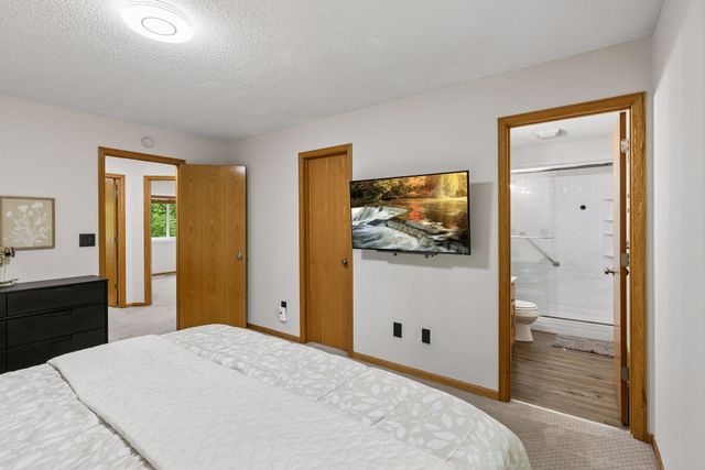 3689 Willbrook Court, Eagan, MN 55123