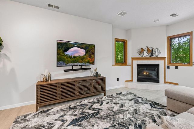 3689 Willbrook Court, Eagan, MN 55123