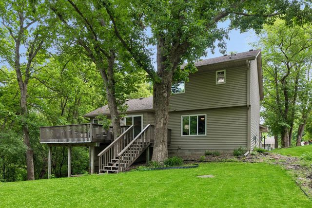 3689 Willbrook Court, Eagan, MN 55123