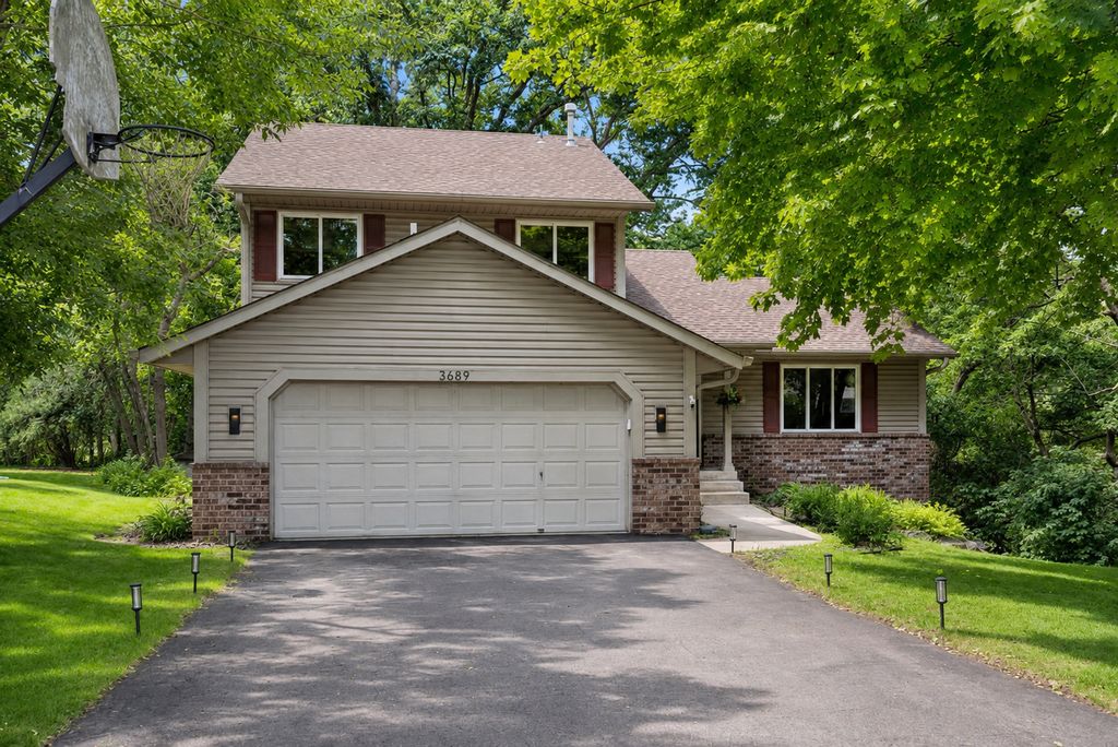 3689 Willbrook Court, Eagan, MN 55123