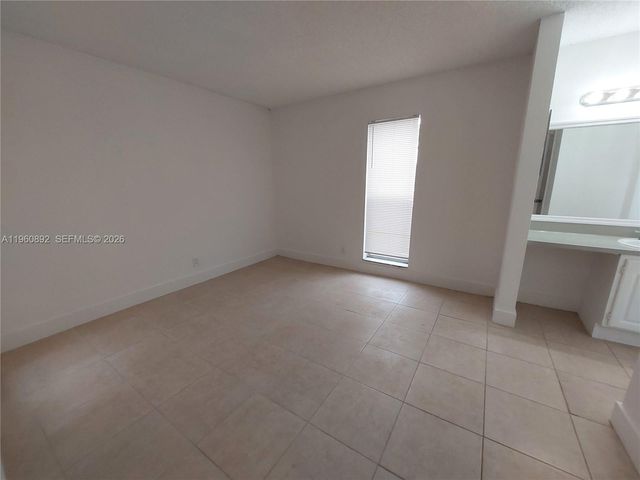 4433 Treehouse Ln A, Tamarac, FL 33319