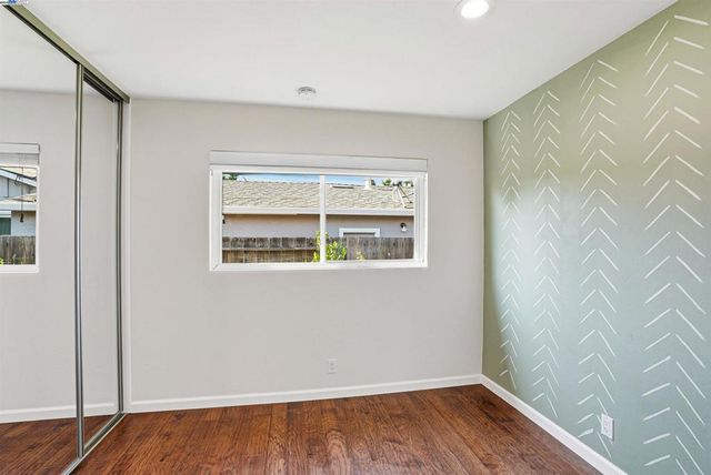 6179 Tourraine Dr, Newark, CA 94560