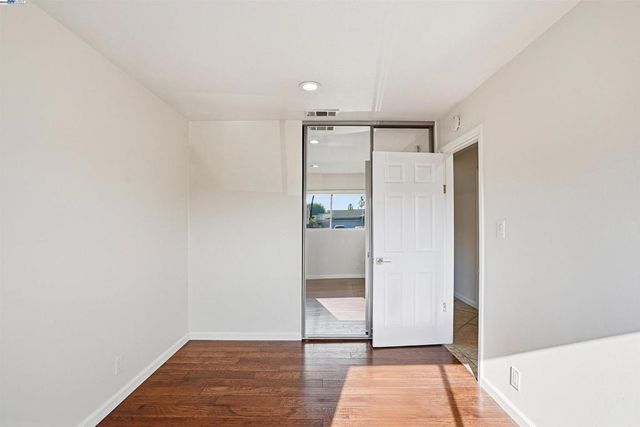 6179 Tourraine Dr, Newark, CA 94560