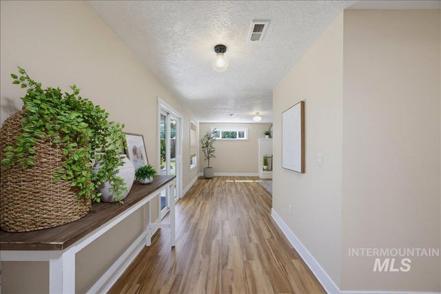 1803 S Atlantic St, Boise, ID 83705