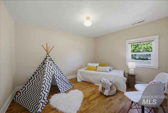 1803 S Atlantic St, Boise, ID 83705
