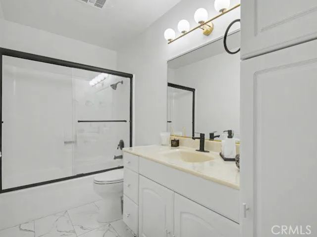 23677 Park Capri 20, Calabasas, CA 91302
