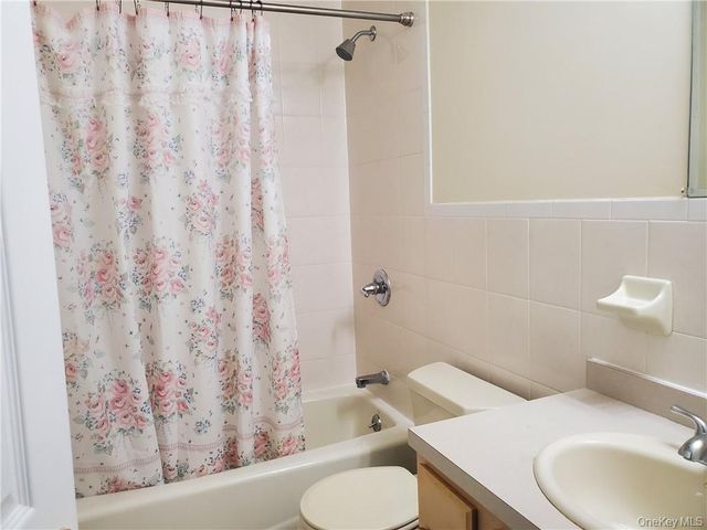 315 Washington Avenue Unit 1, New Rochelle, NY 10801