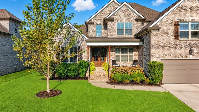 3025 Elkhorn Pl, Spring Hill, TN 37174