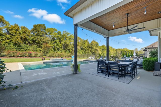 3025 Elkhorn Pl, Spring Hill, TN 37174