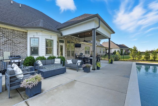 3025 Elkhorn Pl, Spring Hill, TN 37174