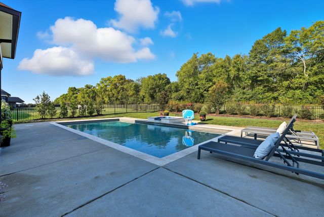 3025 Elkhorn Pl, Spring Hill, TN 37174