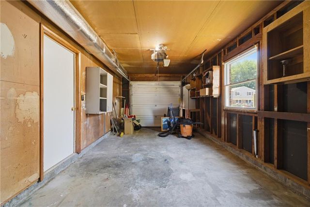 34 Southwind DR, Hampton, VA 23669