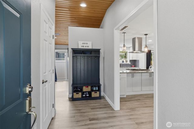390 Cambrae Drive, Camano Island, WA 98282