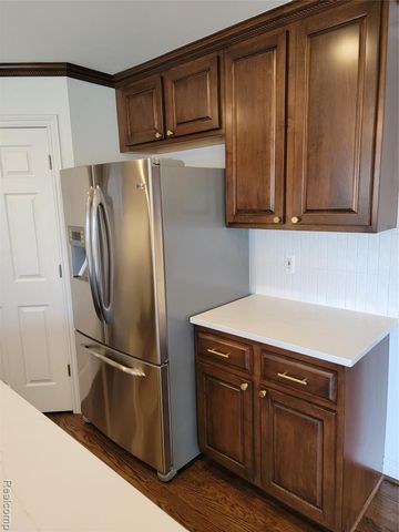 55958 Ashbrooke Drive, Utica, MI 48316