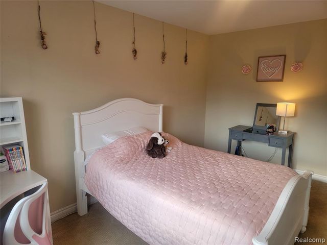 55958 Ashbrooke Drive, Utica, MI 48316