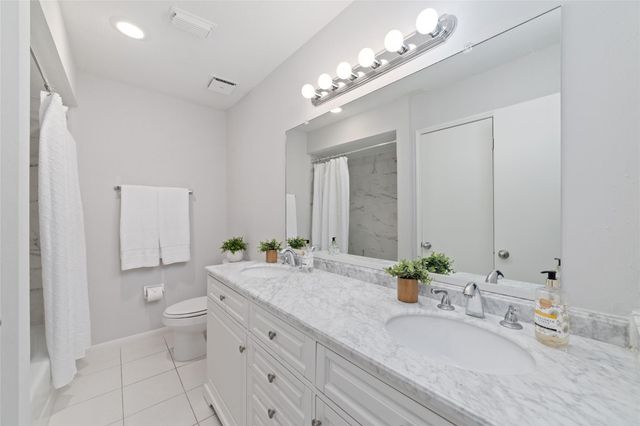 14371 Still Meadow Drive, Houston, TX 77079