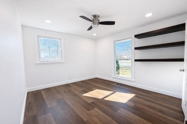 135 Dana Dr, Hendersonville, TN 37075