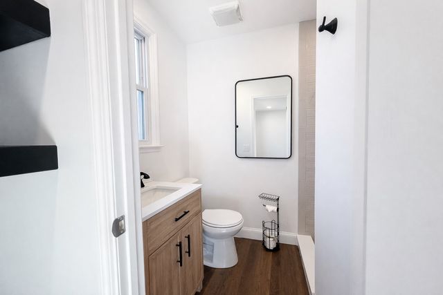 135 Dana Dr, Hendersonville, TN 37075