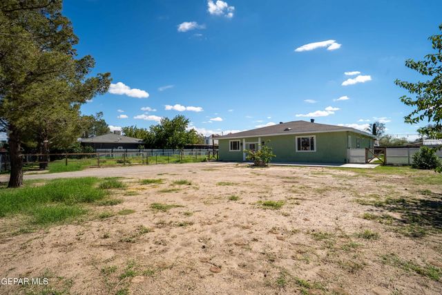640 McAdoo Drive, Socorro, TX 79927