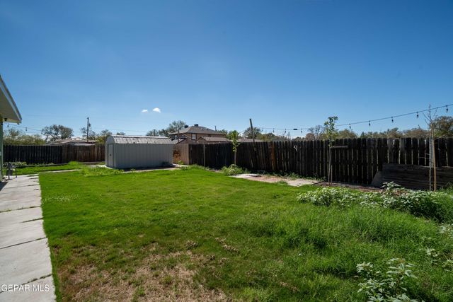 640 McAdoo Drive, Socorro, TX 79927