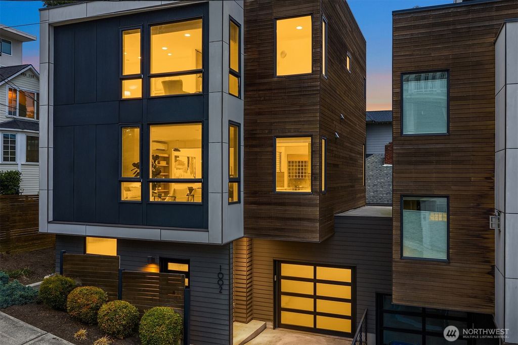 1002 5th Avenue N, Seattle, WA 98109