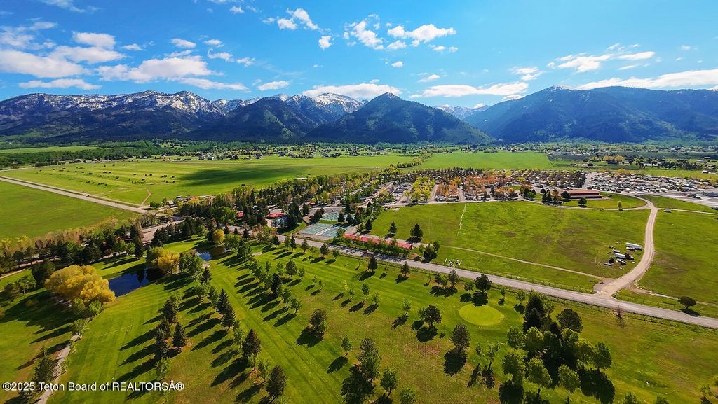 833 BUCKBOARD DRIVE, Thayne, WY 83127 photo 11