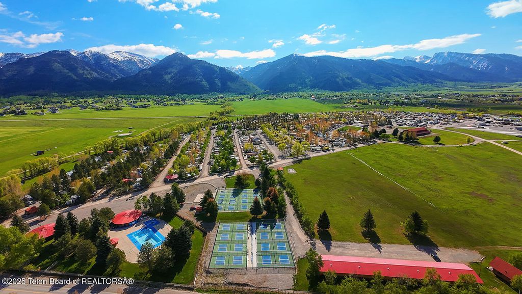 833 BUCKBOARD DRIVE, Thayne, WY 83127 photo 9