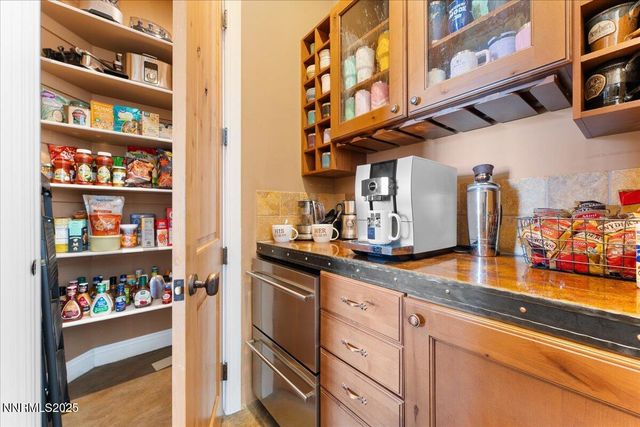 300 Old Washoe Circle, Washoe Valley, NV 89704