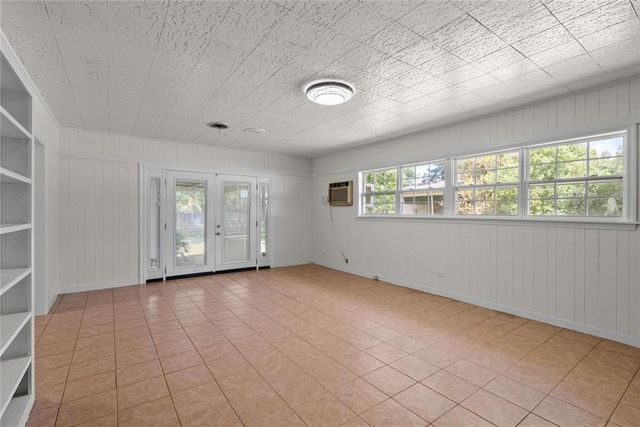 112 Sutherland Drive, Chickasaw, AL 36611