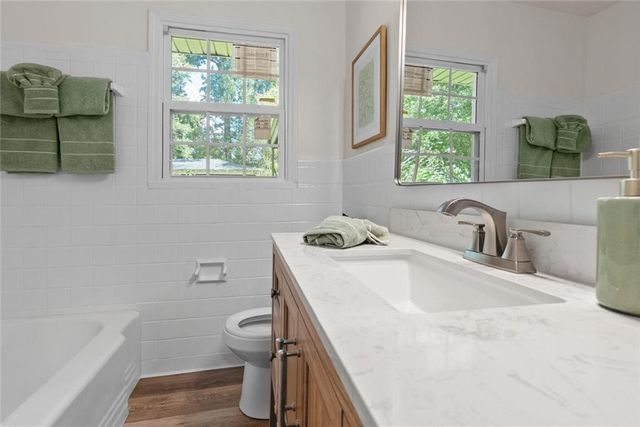 112 Sutherland Drive, Chickasaw, AL 36611