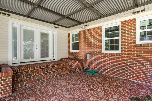 112 Sutherland Drive, Chickasaw, AL 36611