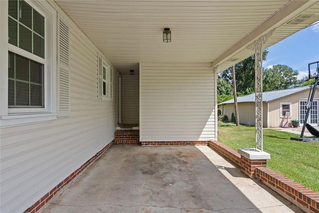 112 Sutherland Drive, Chickasaw, AL 36611