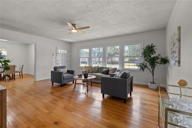 112 Sutherland Drive, Chickasaw, AL 36611