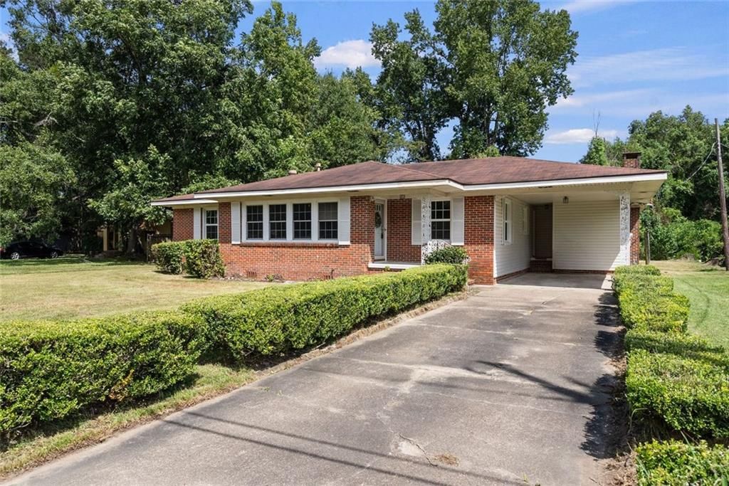 112 Sutherland Drive, Chickasaw, AL 36611