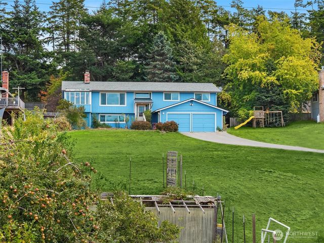 2861 Heller Road, Oak Harbor, WA 98277
