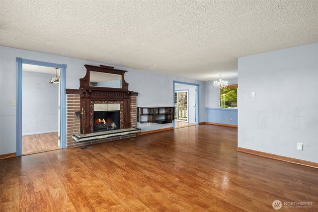 2861 Heller Road, Oak Harbor, WA 98277
