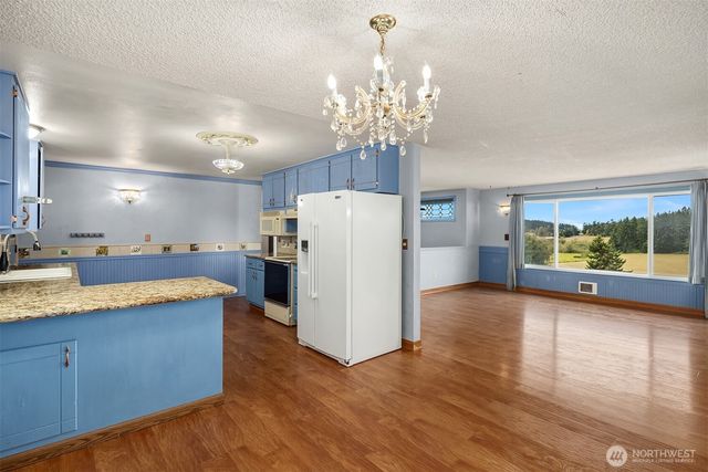 2861 Heller Road, Oak Harbor, WA 98277